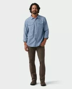 Stio Men's Ashton Chambray Shirt