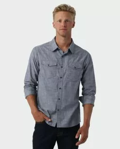 Stio Men's Ashton Chambray Shirt