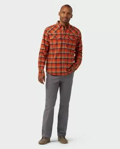 Stio Men's Junction Midweight Flannel Shirt