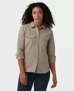 Stio Women's Ashton Chambray Shirt