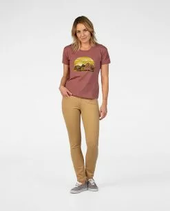 Stio Women's Buffalo Sunrise Tee 16 Stio Women's Buffalo Sunrise Tee