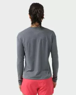 Stio Women's Divide Shift Shirt LS 33 Stio Women's Divide Shift Shirt LS