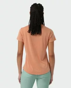 Stio Women's Divide V-Neck SS